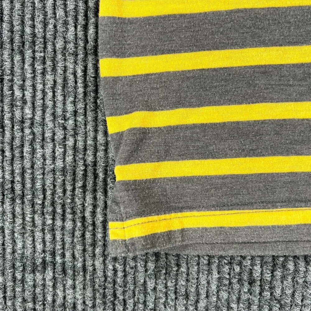 Banana Republic Mens Size Medium Gray‎ Yellow Striped Short Sleeve Polo Shirt